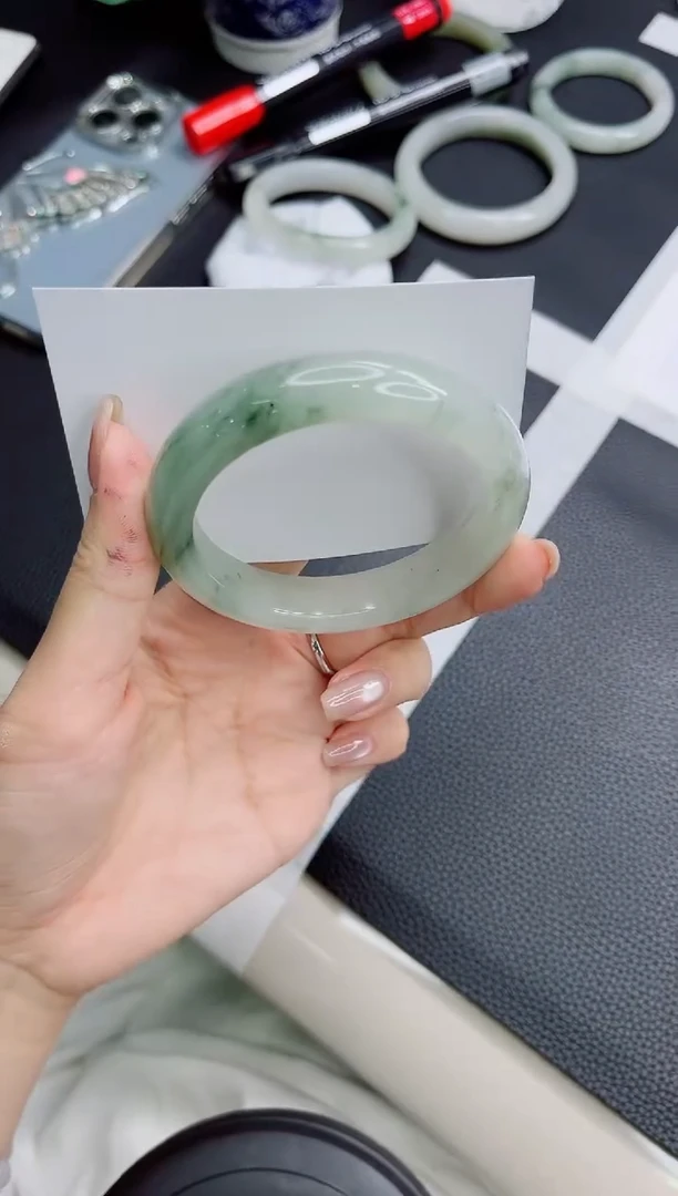 石英质玉手镯未镶嵌227-56.1