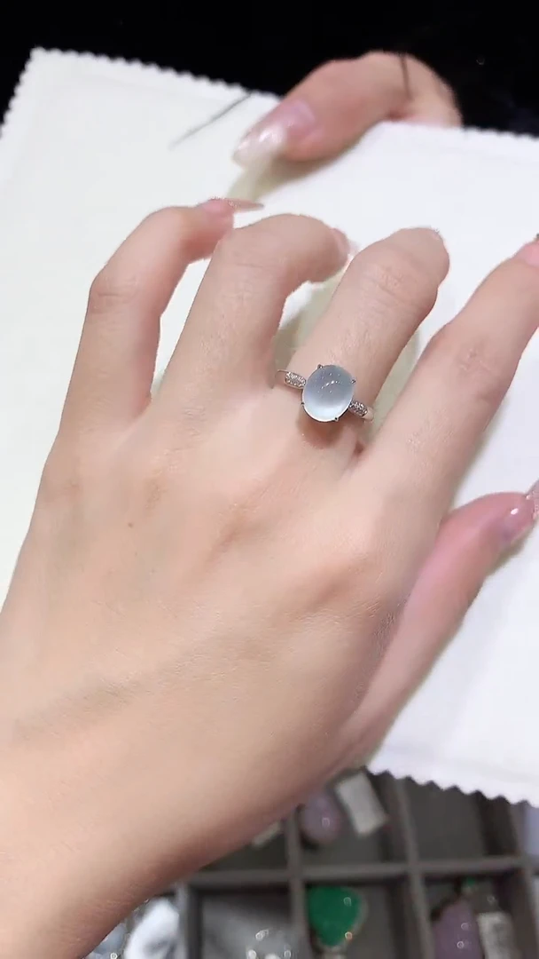 【闪购商品】翡翠戒指18K金镶嵌戒指