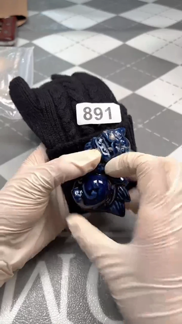 瓷片陶瓷如图所示周边 拉