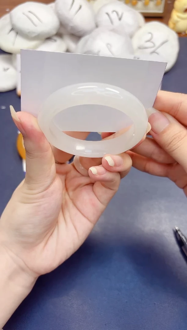 石英质玉手镯未镶嵌459-天山翠-圈口52