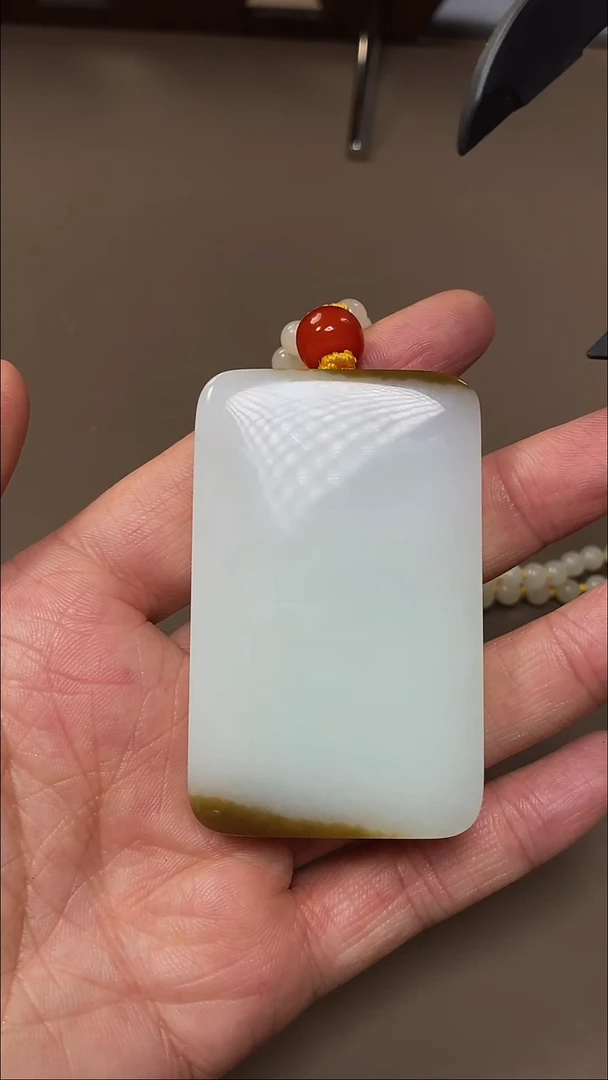 颈饰未镶嵌和田玉和田玉吊坠