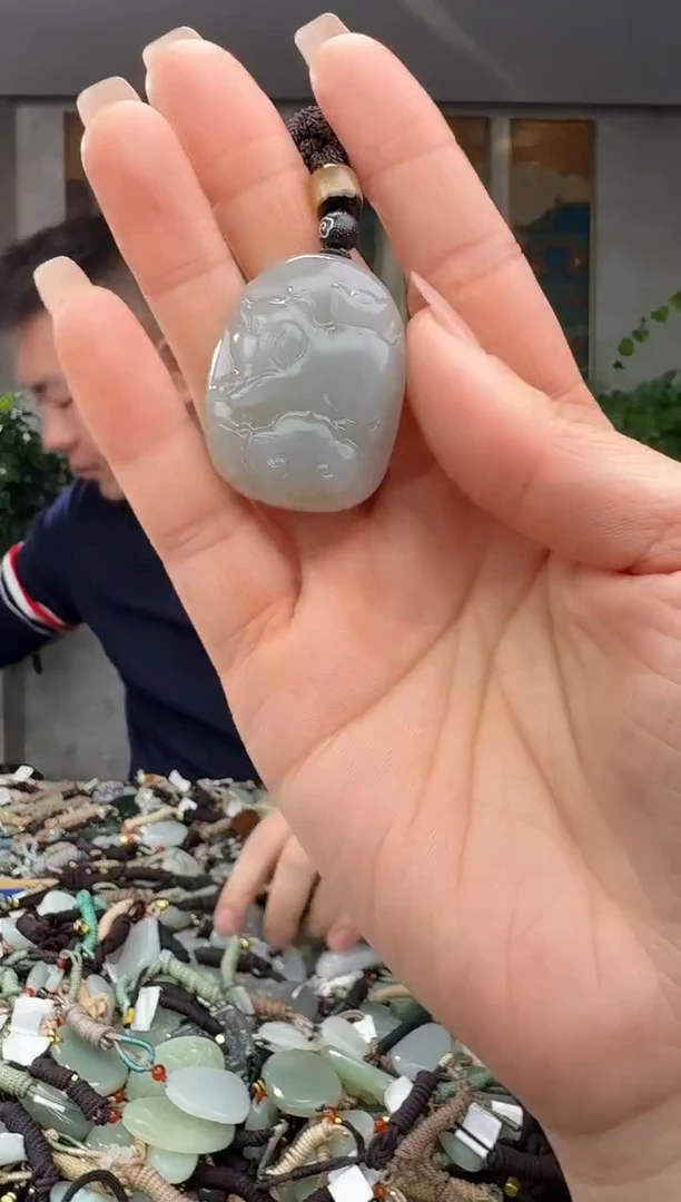 颈饰未镶嵌和田玉拍一发一多样性发货