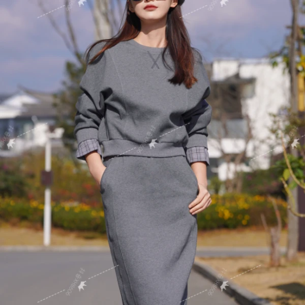 ANSUO-格雷系穿搭智性条纹格灰色上衣