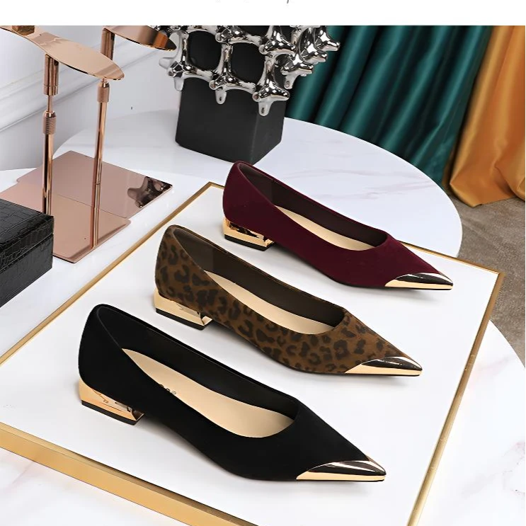 欧美风时尚尖头浅口平跟女鞋铁头修脚绒面豹纹舒适低跟单鞋