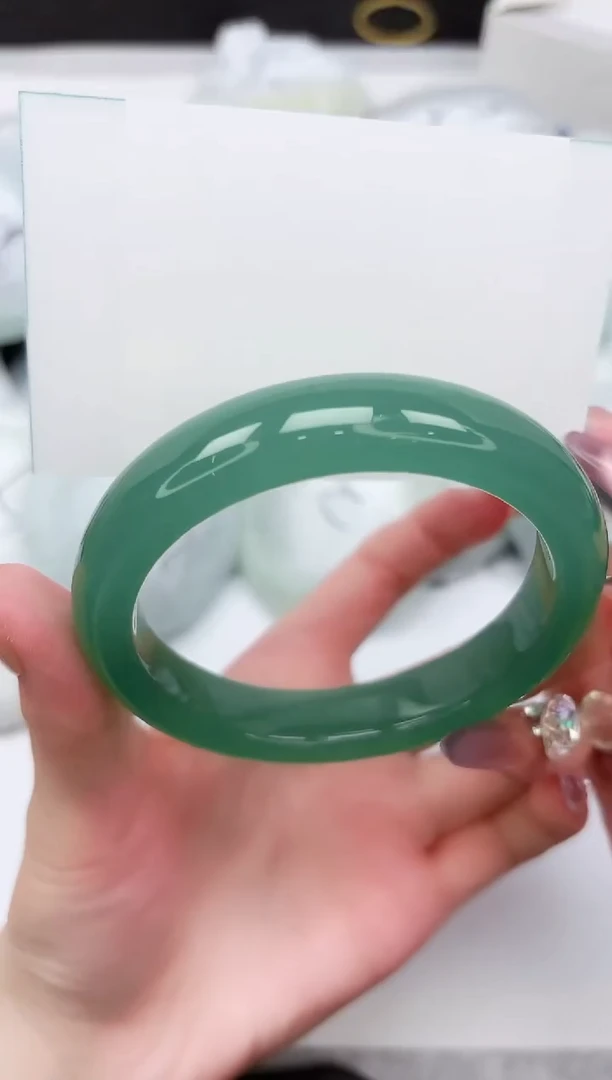 石英质玉手镯未镶嵌64-60