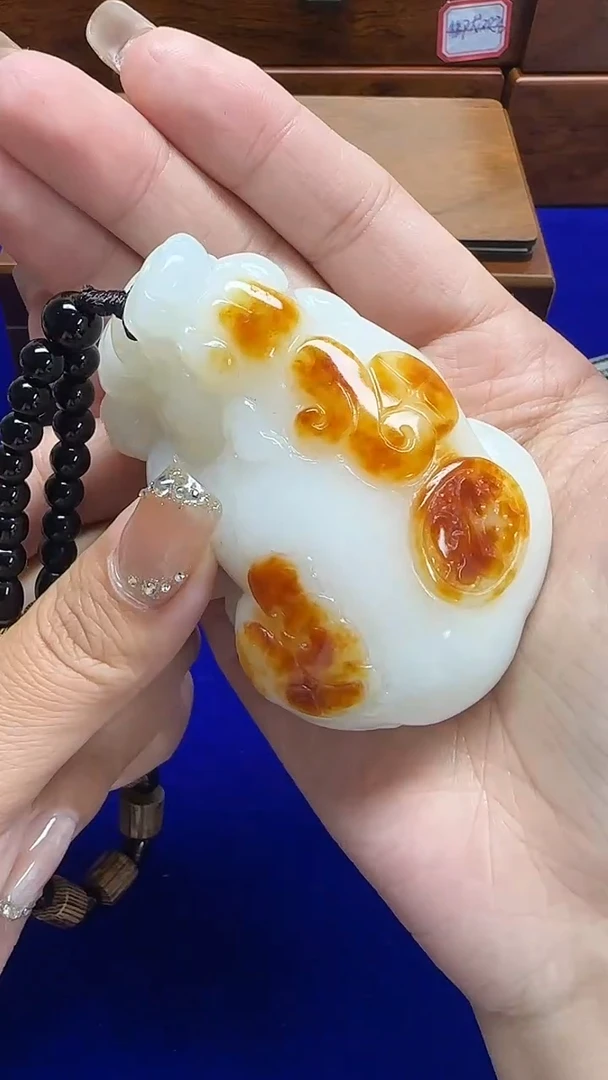 颈饰未镶嵌和田玉?****?1