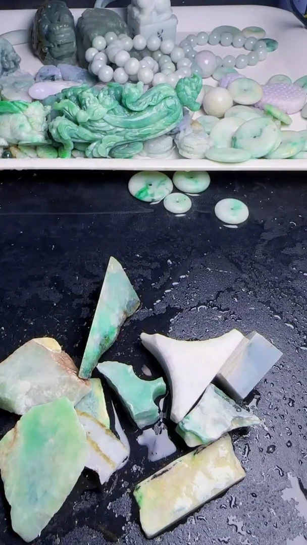 颈饰未镶嵌翡翠061