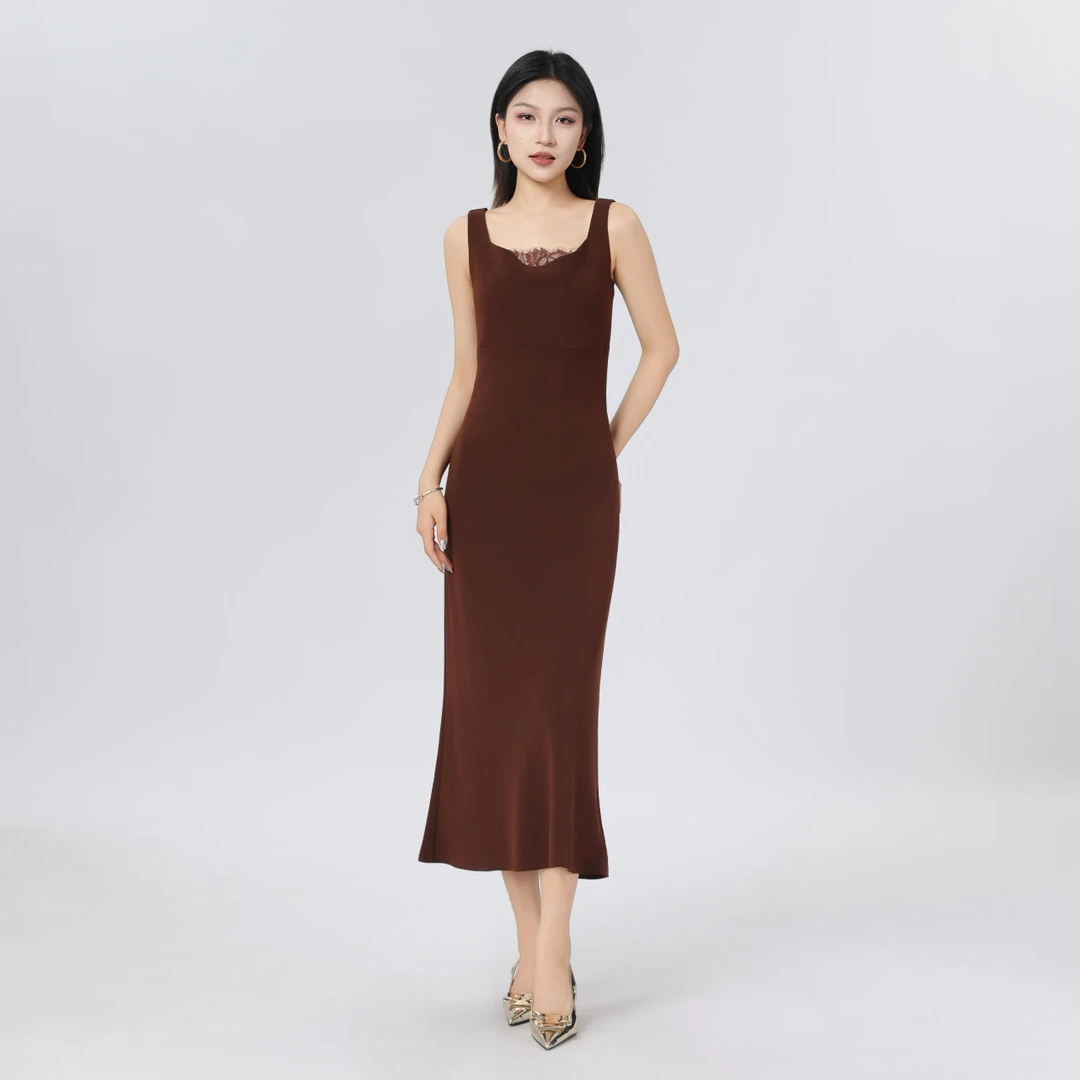 AMASS/阿玛施气质优雅性感修身荡领吊带中长款连衣裙550056-20628
