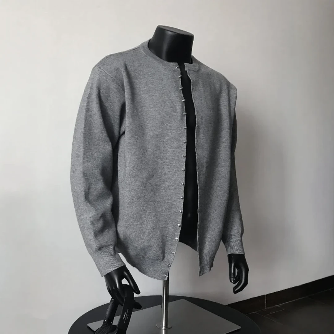 伦宝乐秋冬季高级感金属钉扣门禁开衫毛衣外套百搭宽松针织衫上衣