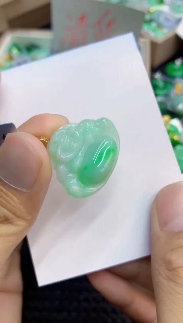 翡翠未镶嵌吊坠(不含链)1