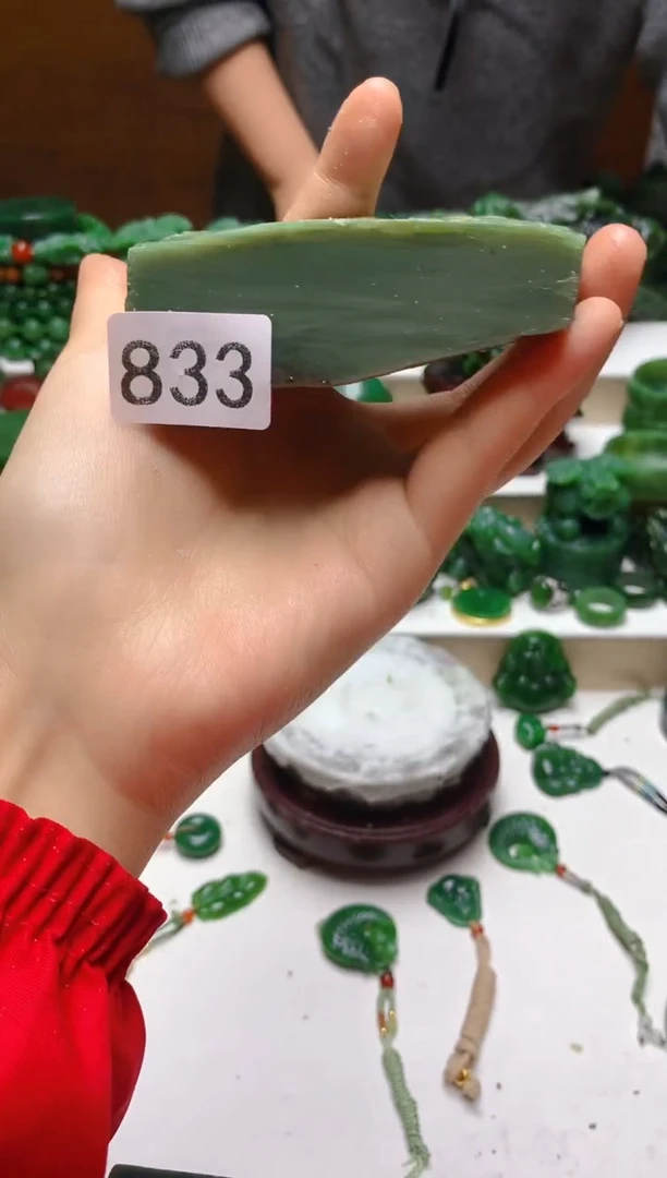 未镶嵌和田玉（碧玉）珠宝半成品0