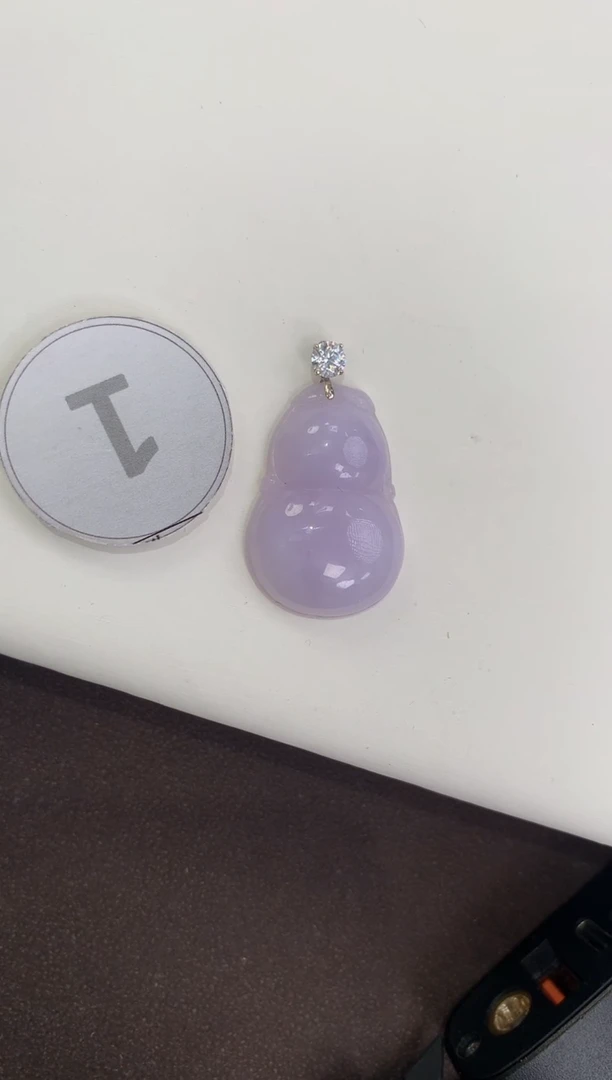 颈饰18K金镶嵌翡翠天然缅甸a货翡翠