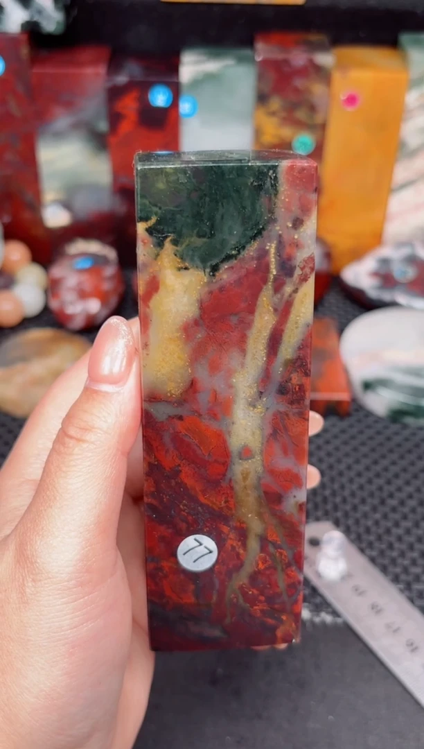 玉 桂林鸡血创意摆件装饰 编号：77