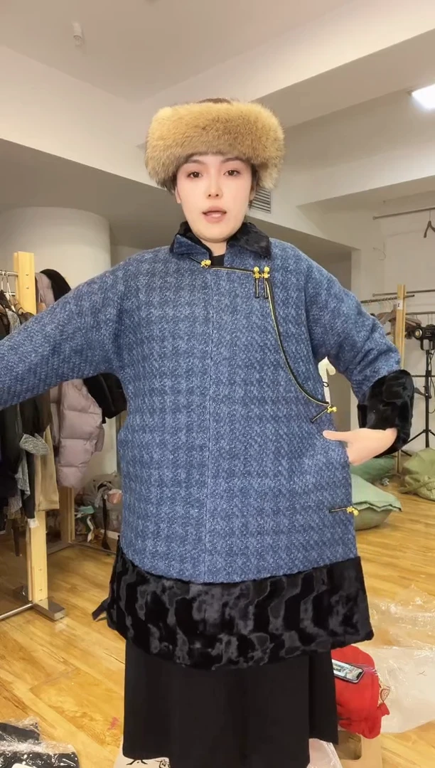 S码      120斤 短袍子