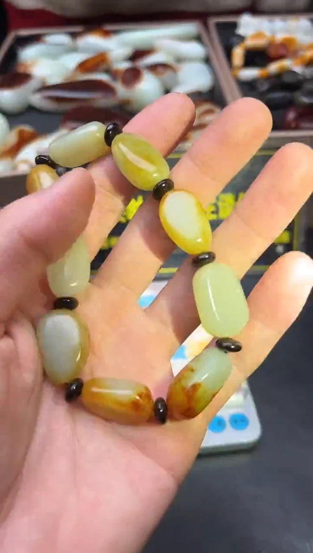 未镶嵌和田玉（子料）挂件YL-HH-12.20-13