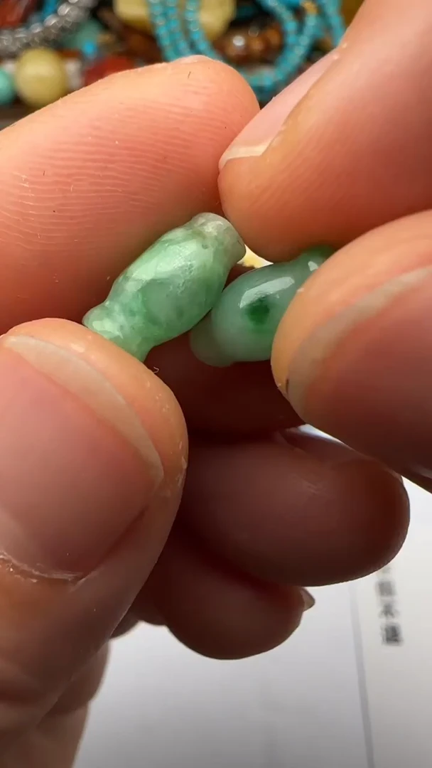 颈饰未镶嵌翡翠耶尔egg给