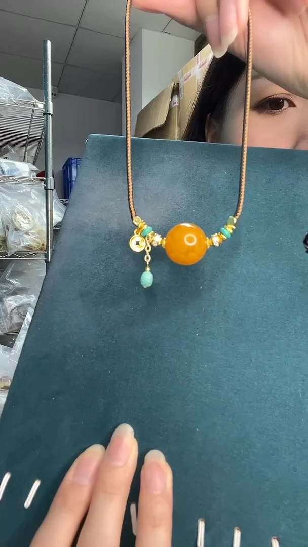 未镶嵌琥珀裸石A1510天然蜜蜡