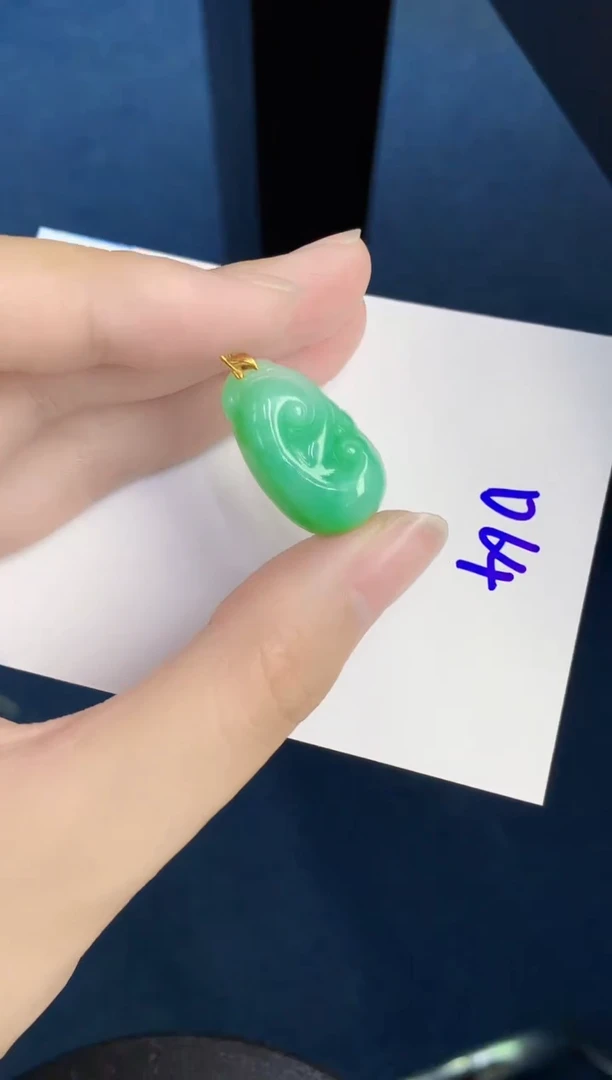 翡翠18K金镶嵌颈饰天然翡翠緬甸A貨