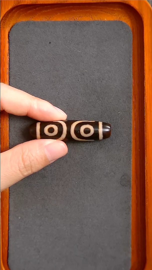 未镶嵌玛瑙/玉髓珠宝半成品上肯全手工宝盖三眼天珠12*48