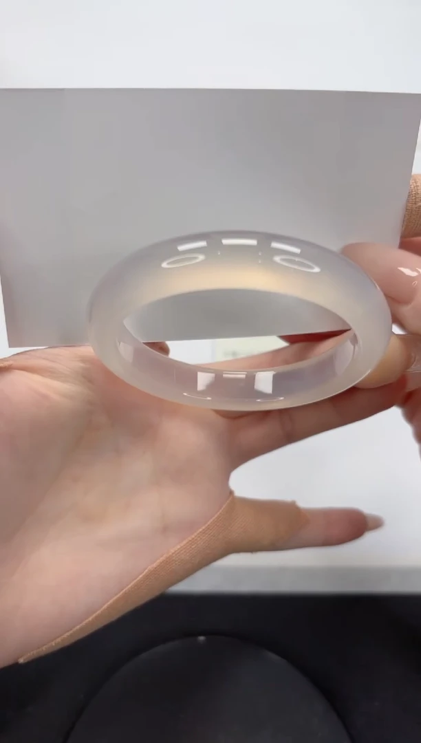 【闪购商品】石英质玉手镯未镶嵌A79-54.7