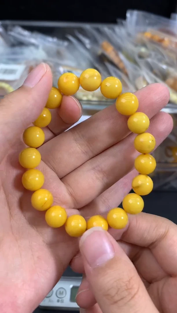 蜜蜡未镶嵌珠宝奇石106