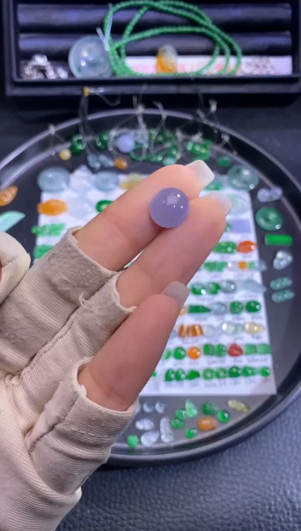 未镶嵌挂件翡翠蛋