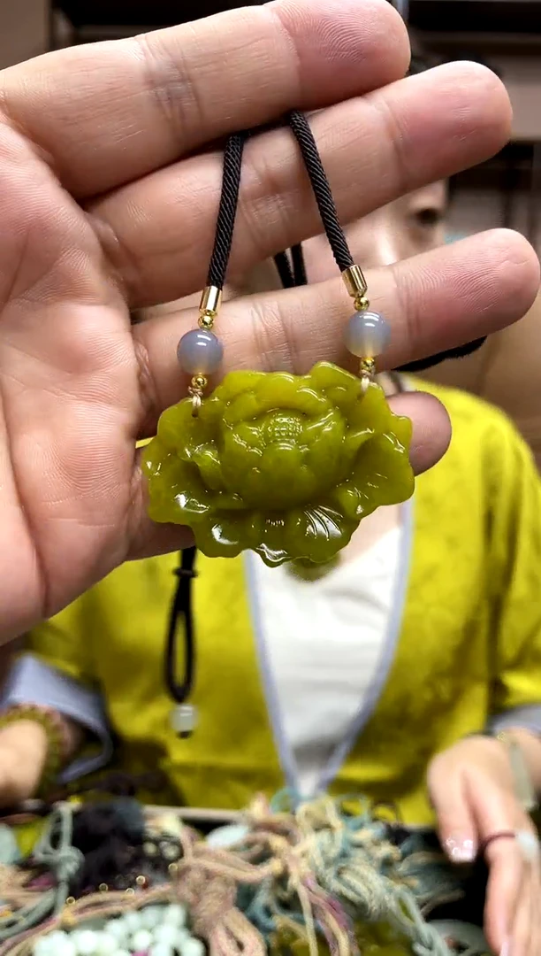 【闪购商品】岫玉吊坠未镶嵌·