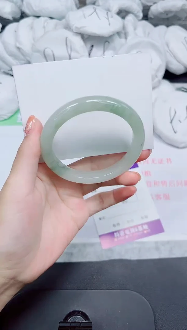 石英质玉手镯未镶嵌171-58