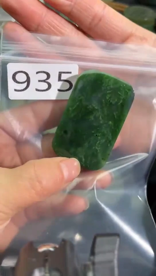 未镶嵌和田玉珠宝半成品牌子