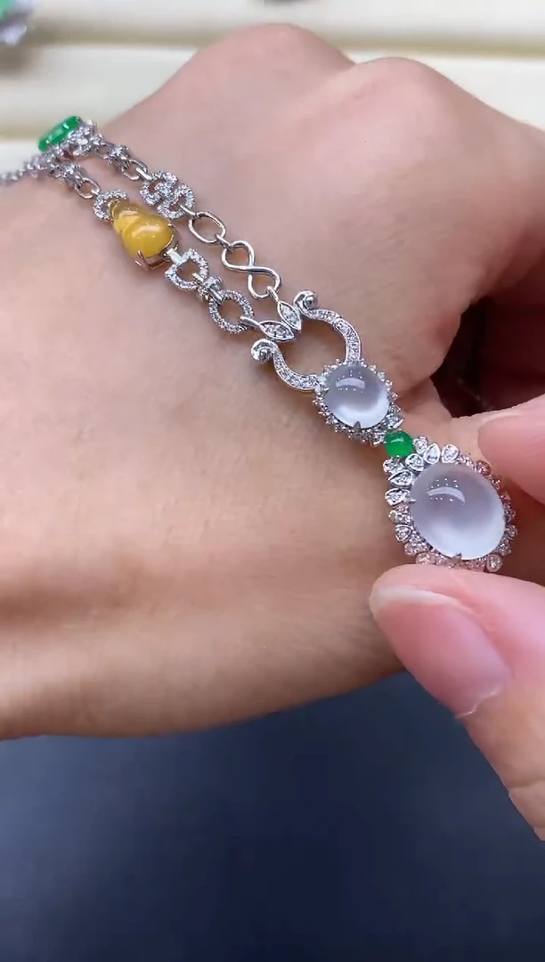 翡翠18K金镶嵌颈饰572-中国好珍宝