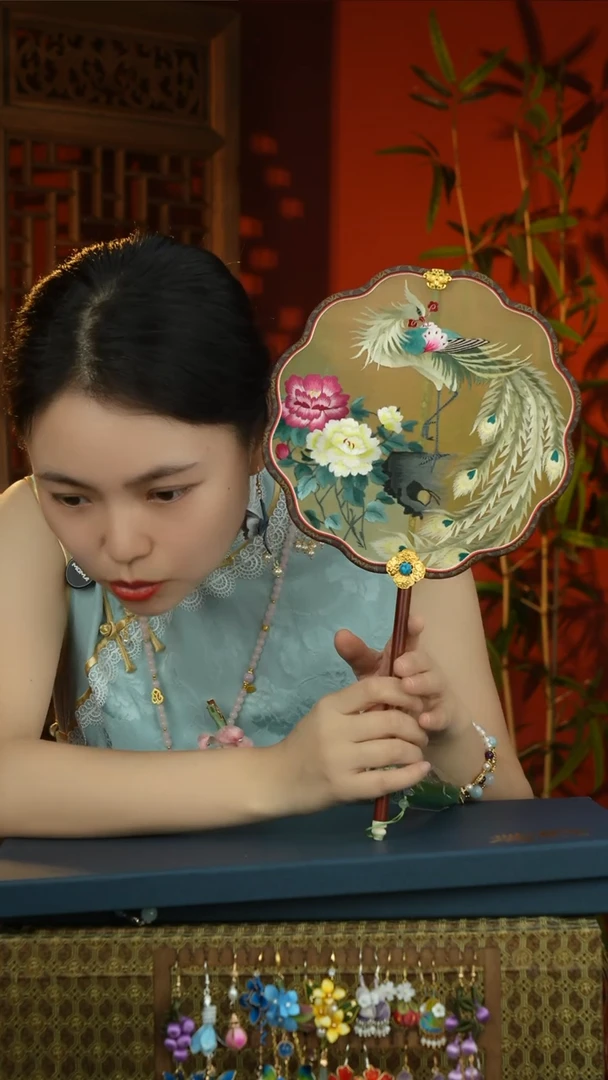刺绣非遗苏绣纯手工团扇（不带扇盒）