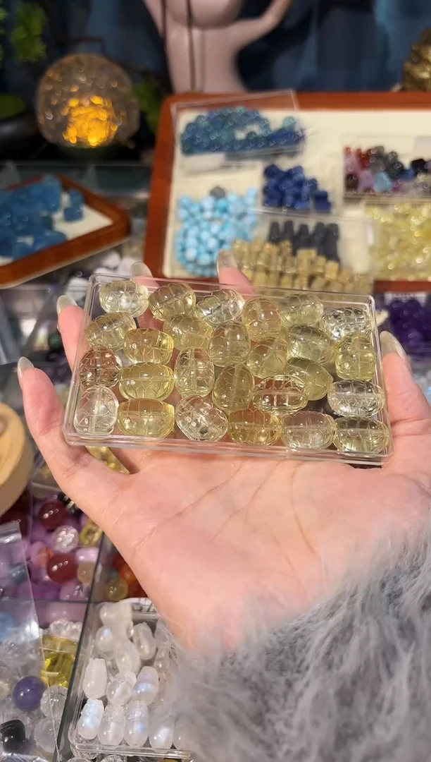 【闪购商品】水晶手串未镶嵌黄水晶护甲一颗