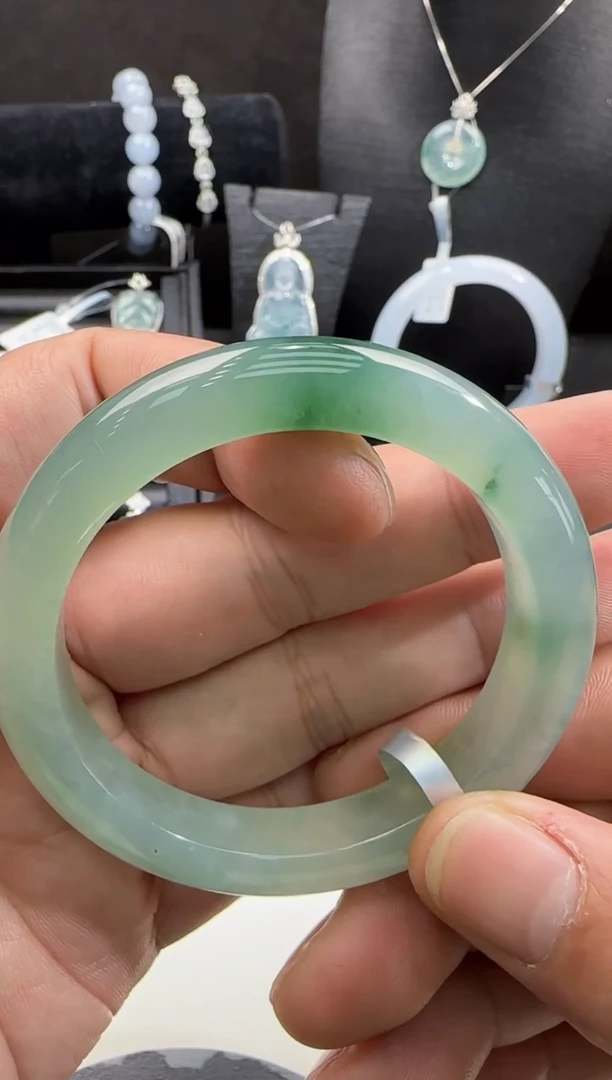 【闪购商品】翡翠手镯未镶嵌翡翠手镯