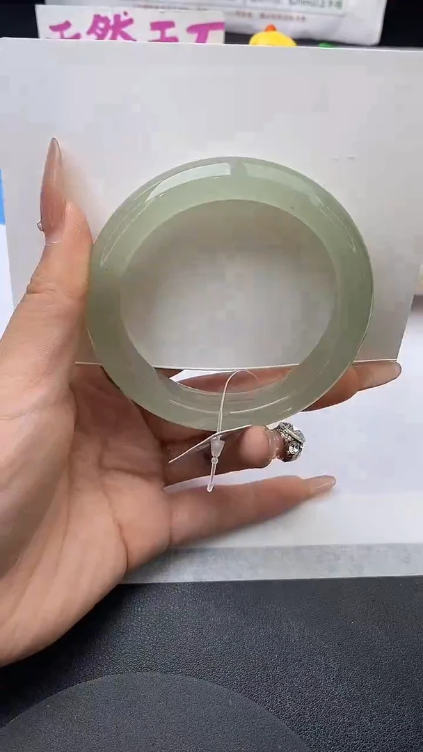 未镶嵌手镯石英质玉w169-DB59+