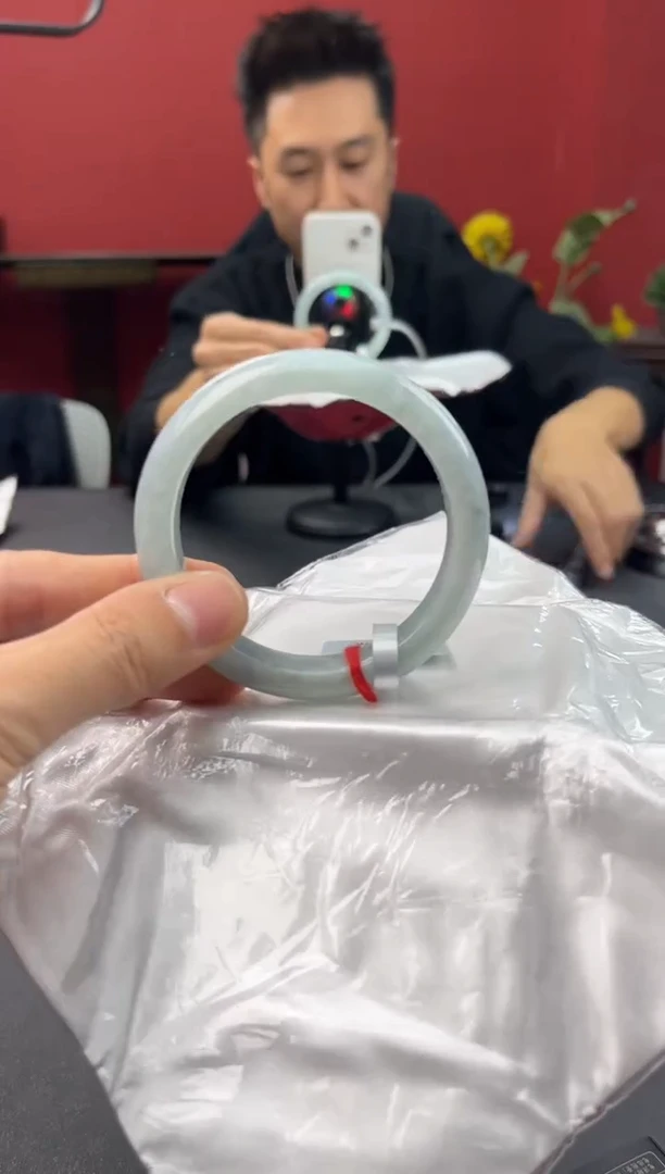 未镶嵌手镯翡翠656