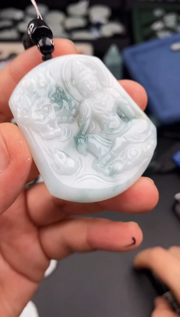 【闪购商品】翡翠颈饰未镶嵌  天然翡翠，一物一图