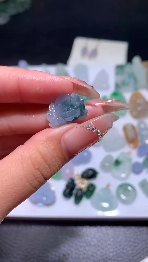 【闪购商品】定制翡翠未镶嵌毛货
