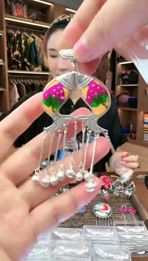 【闪购商品】织绣3黔东南苗族刺绣