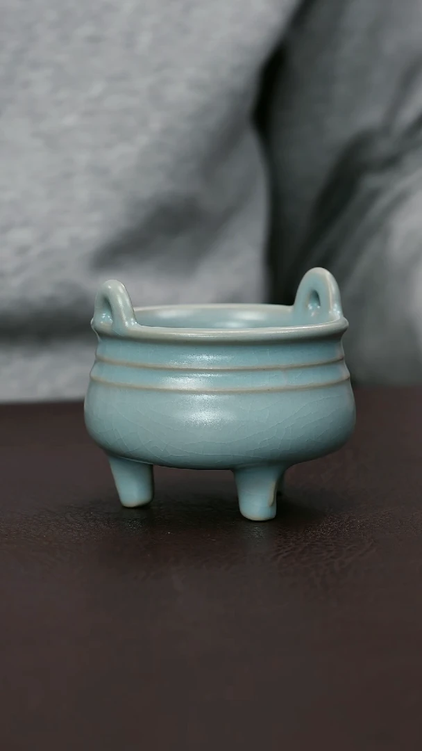 【闪购商品】其他汝官窑三足双耳炉38