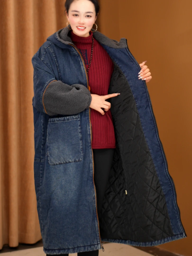 女保暖水洗连帽拼接长款棉服棉衣牛仔加肥加厚秋冬季新品砂洗牛仔