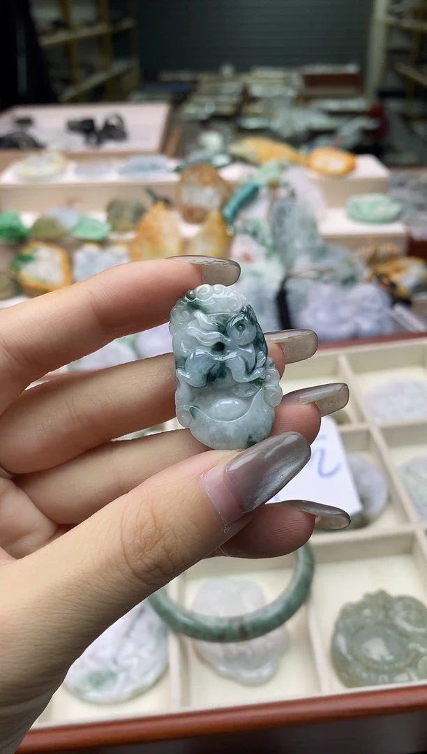 颈饰未镶嵌翡翠0150
