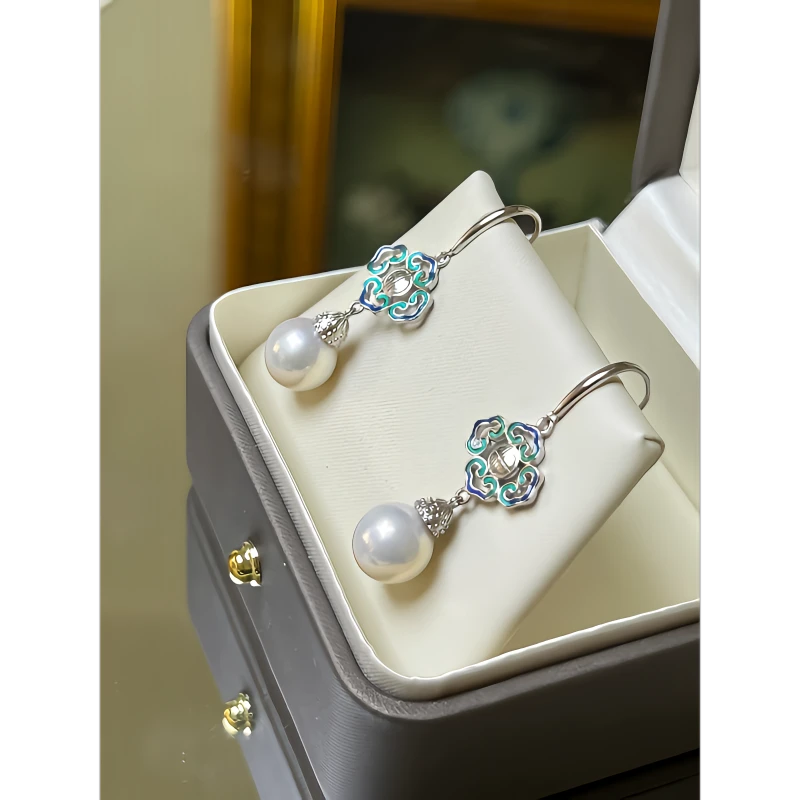 13）9-10mm强光淡水珍珠祥云耳饰