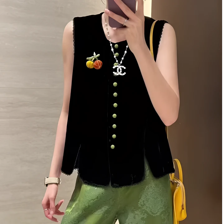 圆领女上衣单排扣常规秋季丝绒宽松型马夹纯色拼接复古南瓜花朵