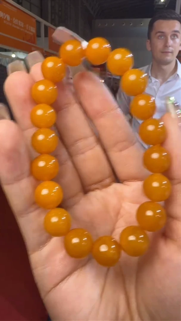 未镶嵌琥珀手链上海国际珠宝展假一罚十