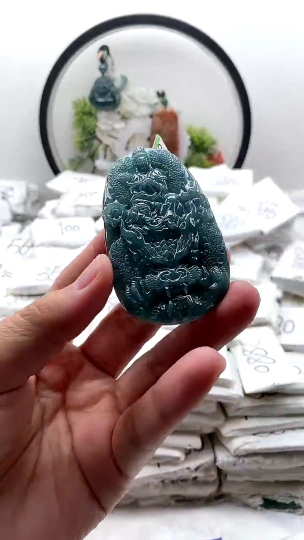 颈饰未镶嵌翡翠普贤