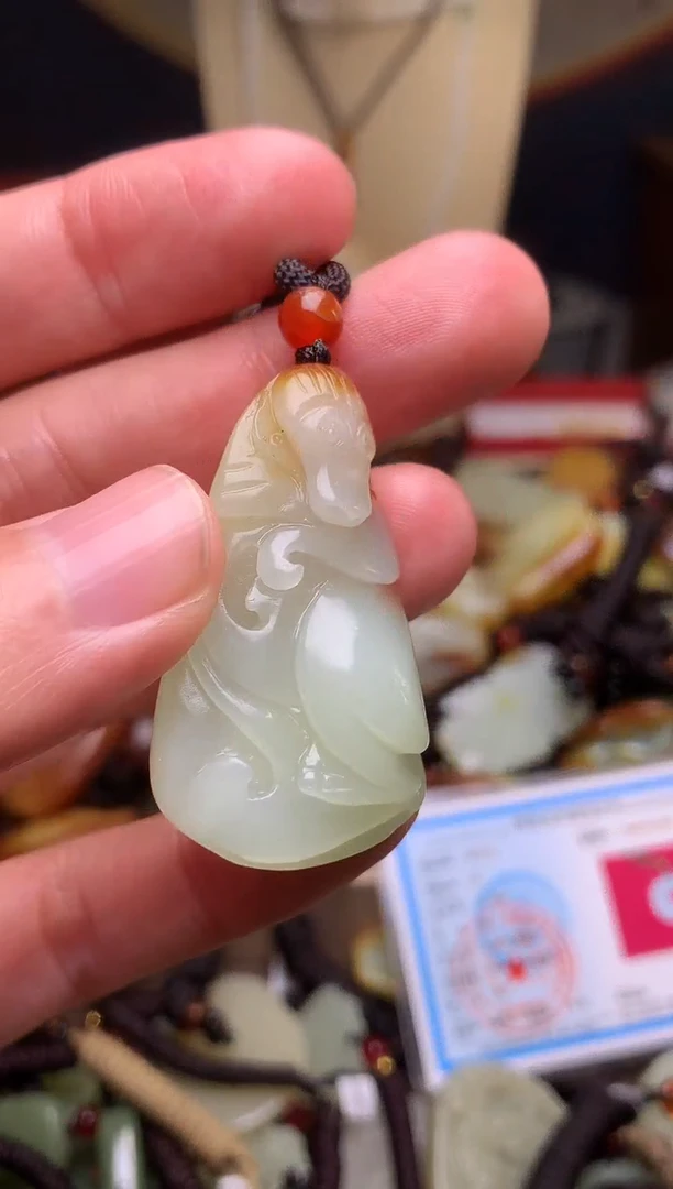 颈饰未镶嵌和田玉新疆料青海料清水和田玉吊坠