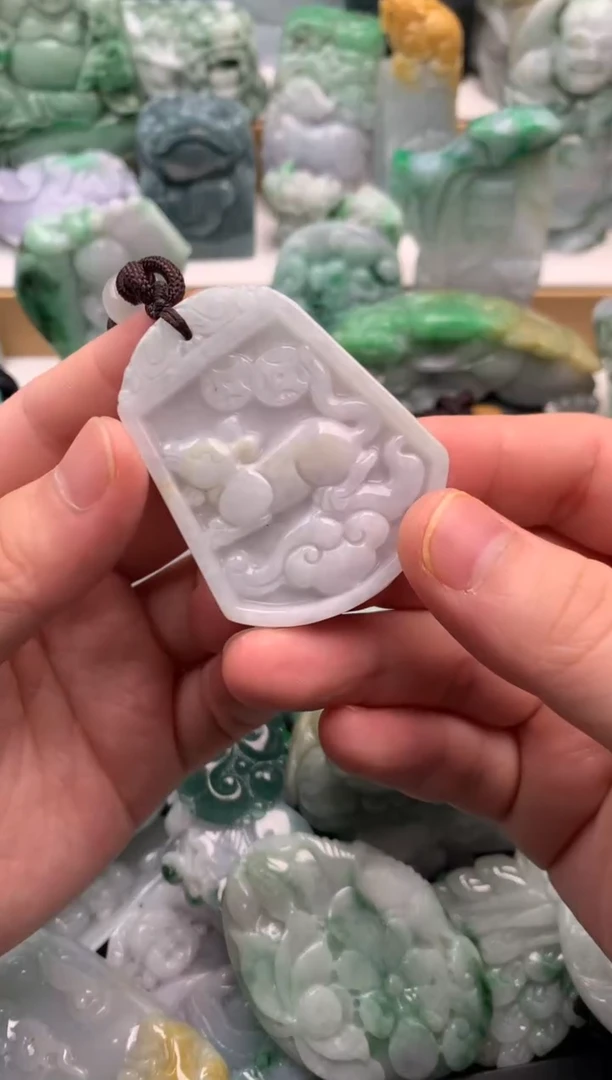 吊坠(不含链)未镶嵌翡翠1