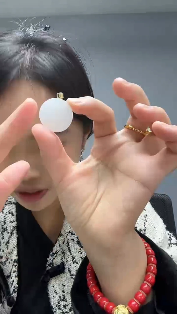 颈饰14K金镶嵌和田玉大圆珠宝高货颈饰