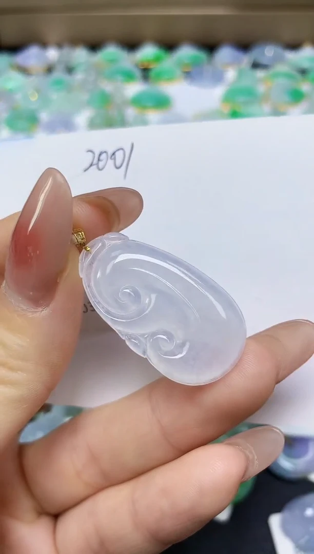 翡翠18K金镶嵌颈饰 天然缅甸翡翠A货