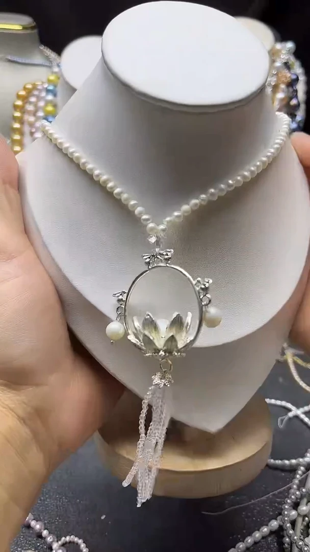 颈饰未镶嵌淡水珍珠多人